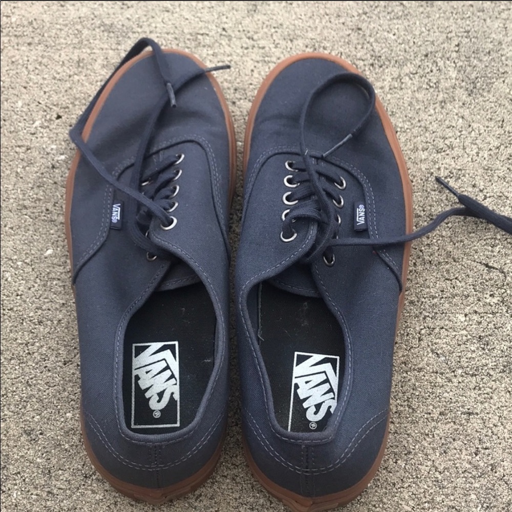 Vans unisex low top shoes
